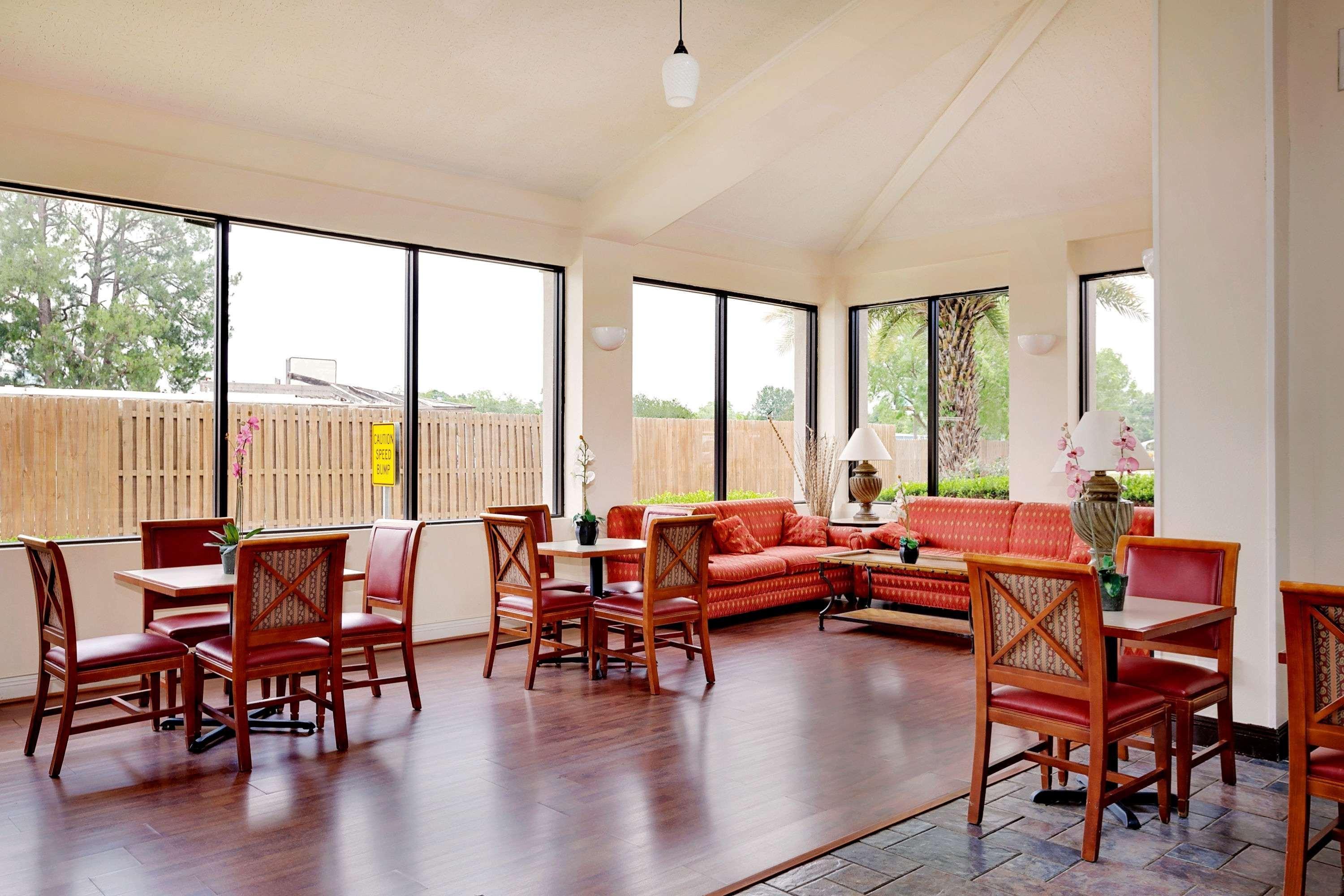 Days Inn By Wyndham Lafayette Near Lafayette Airport Ngoại thất bức ảnh